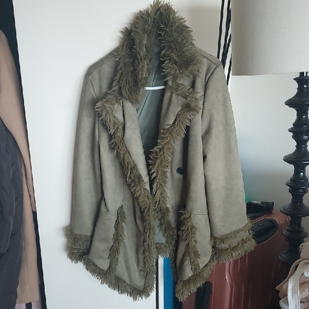 Women's Tan Faux Fur Trim Coat